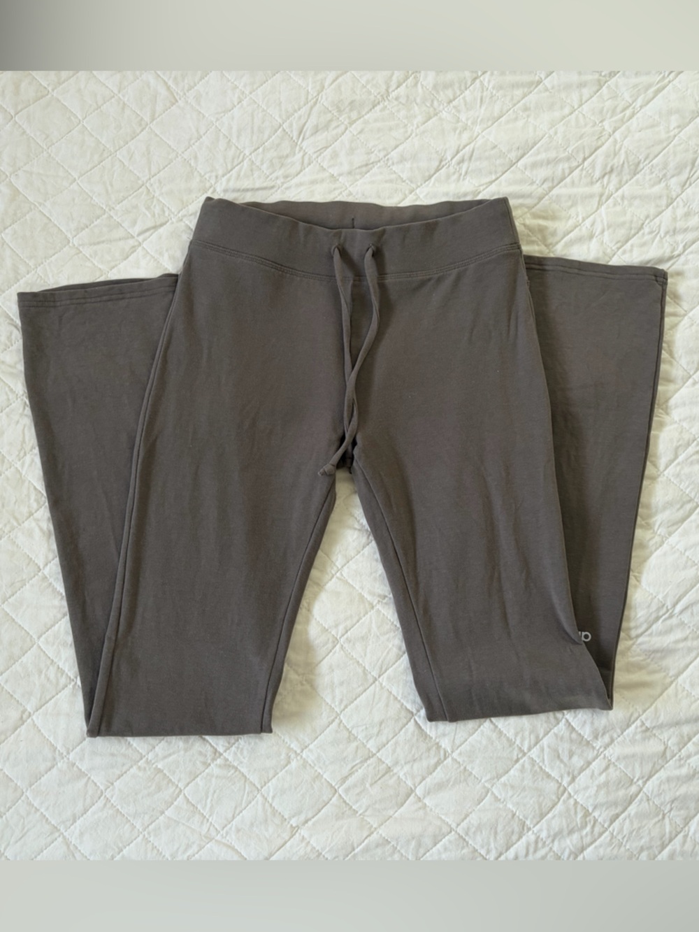 Alo Yoga Sway Bootcut Sweatpants